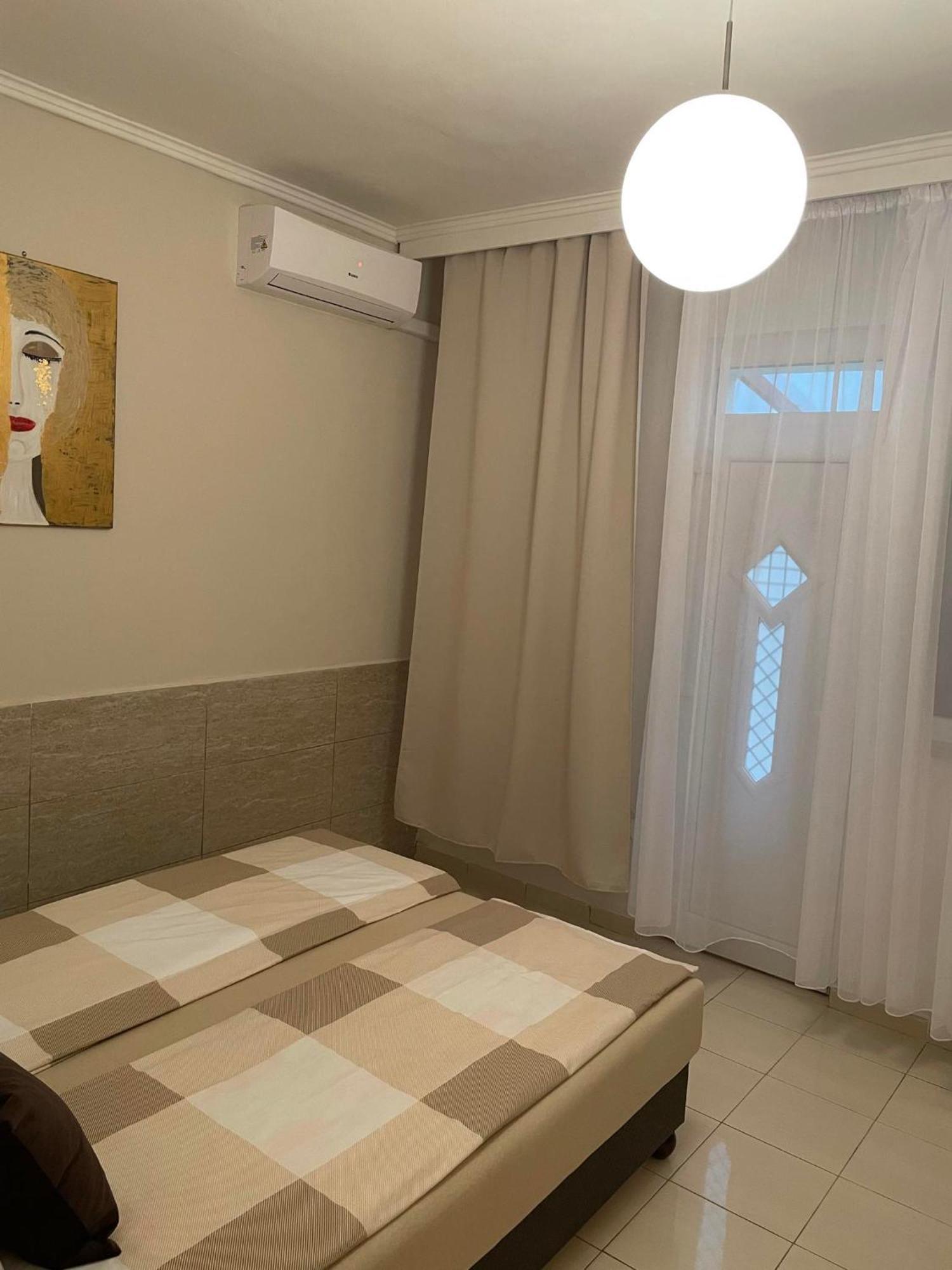 Adam Apartman Hajdúszoboszló Esterno foto
